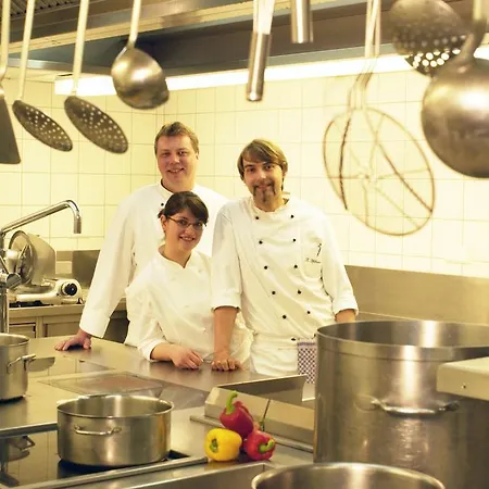 - Restaurant Erich Rodiger Hotel 3*