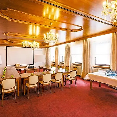 - Restaurant Erich Roediger 3* Бад-Штаффельштайн