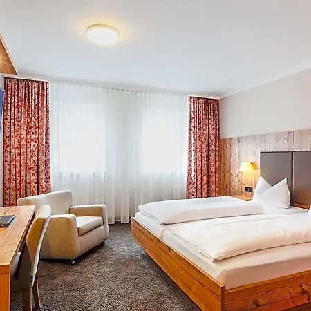 - Restaurant Erich Roediger Отель 3*